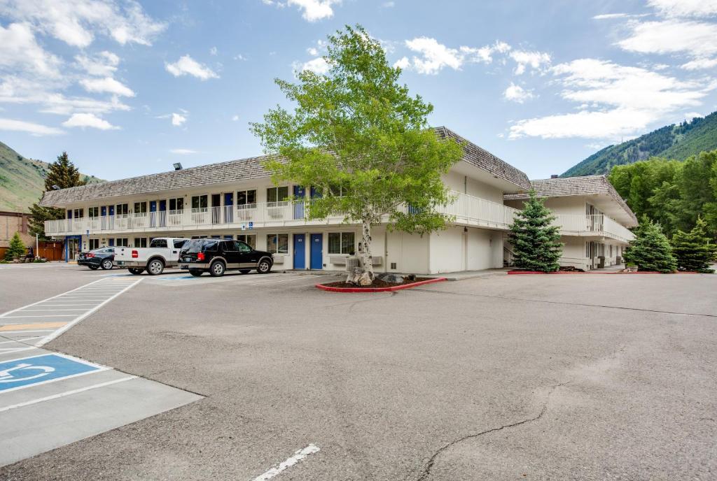 Motel 6-Jackson WY image 12